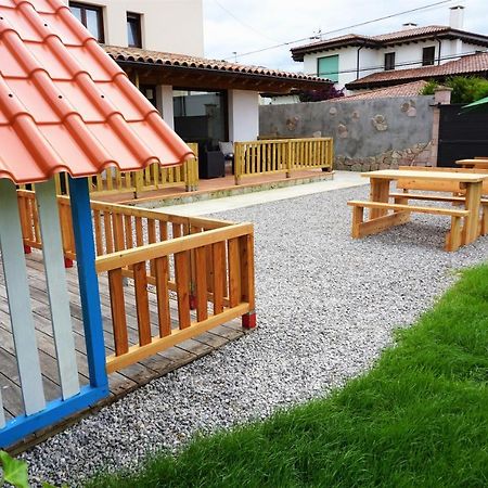 Apartamentos La Playina 라네스 외부 사진