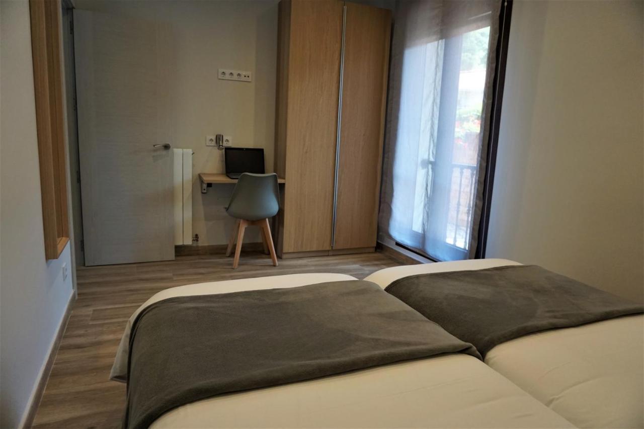 Apartamentos La Playina 라네스 외부 사진