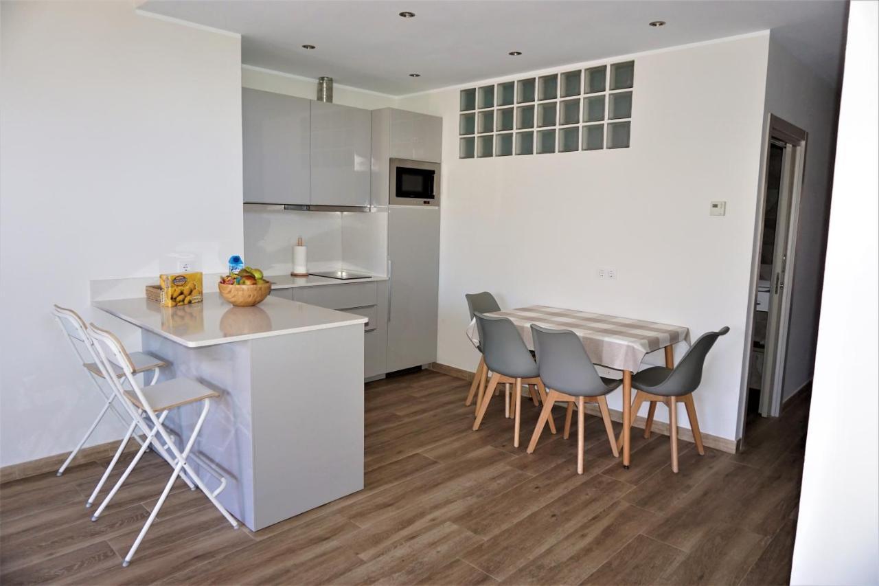 Apartamentos La Playina 라네스 외부 사진